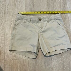 Old Navy perfect 5 inch shorts.